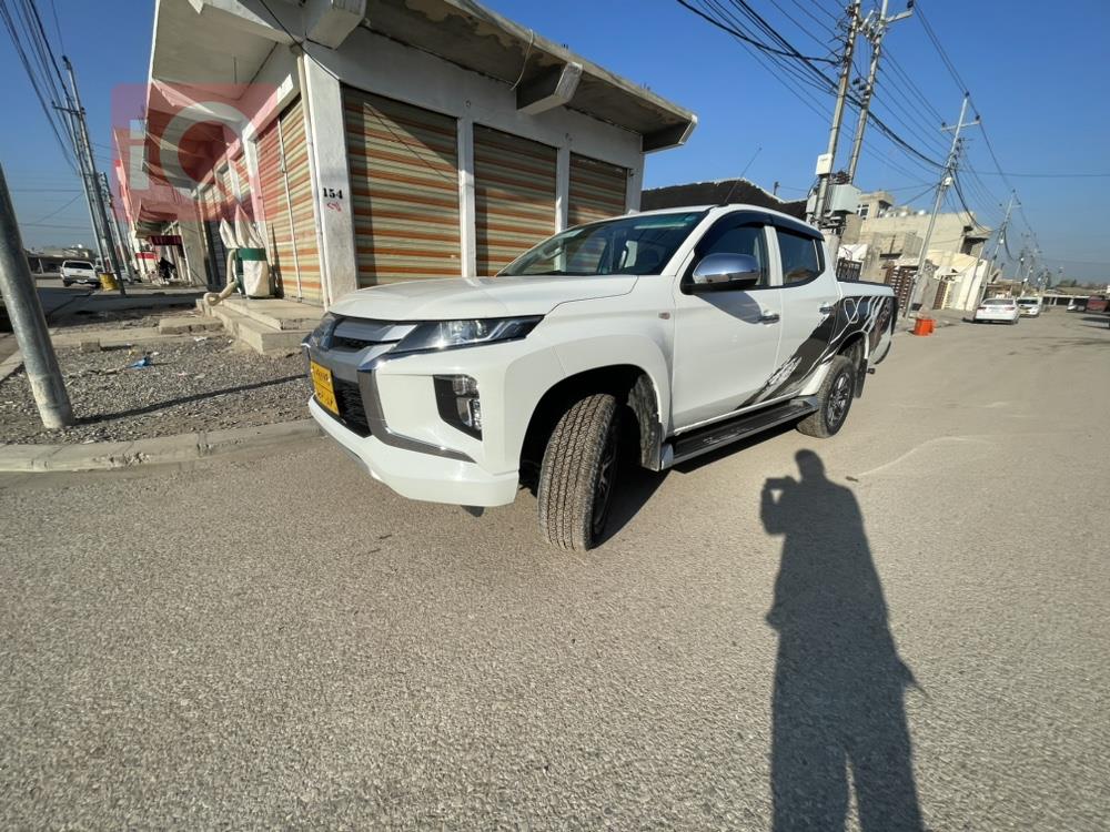 ميتسوبيشي L200